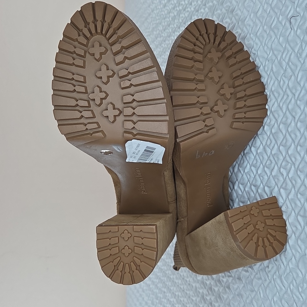 Gianni Bini Raanta Elegant Tan Suede Ankle Boots 11M Platform Lug Suede - Picture 5 of 16